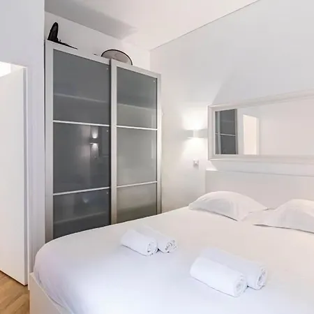 Guestready - Chic And Near Attractions Appartamento Parigi